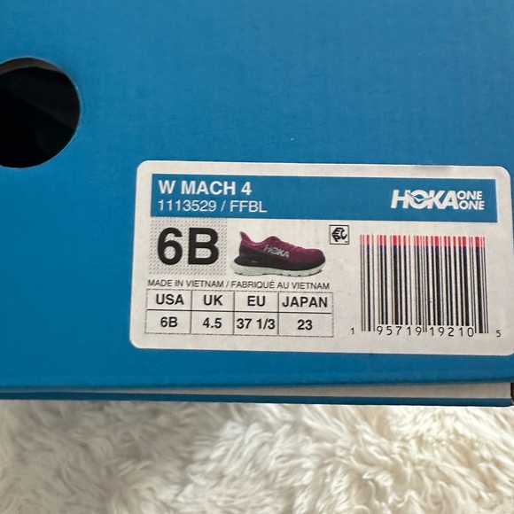 .NEW!  With Box Hoka /Pink, Womens Running Shoes-US 6 Womens - Picture 6 of 7